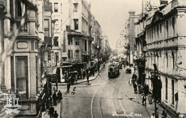 Yıllar önce İstanbul sokakları...İETT yayınladı