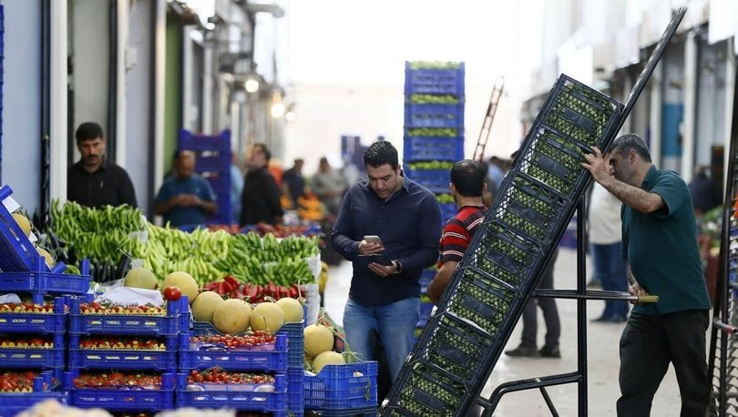 Halleri şirket, pazarları belediye işletecek