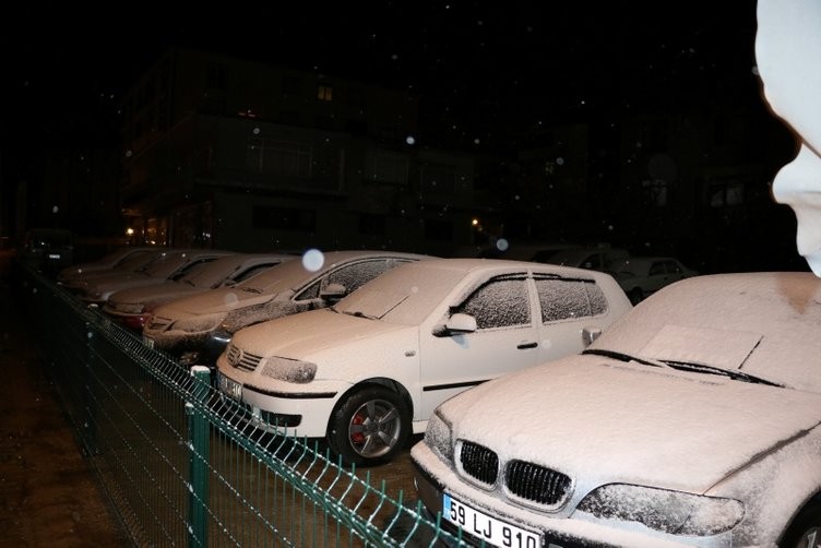 Kar yağışı İstanbul'a yaklaştı