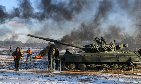 Poroşenko çağrıda bulunmuştu! Savaş gemileri yolda...