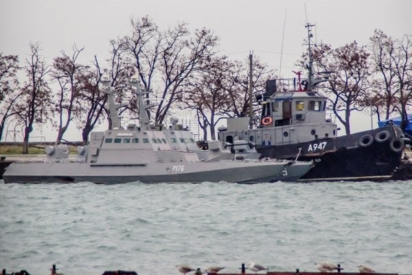 Poroşenko çağrıda bulunmuştu! Savaş gemileri yolda...