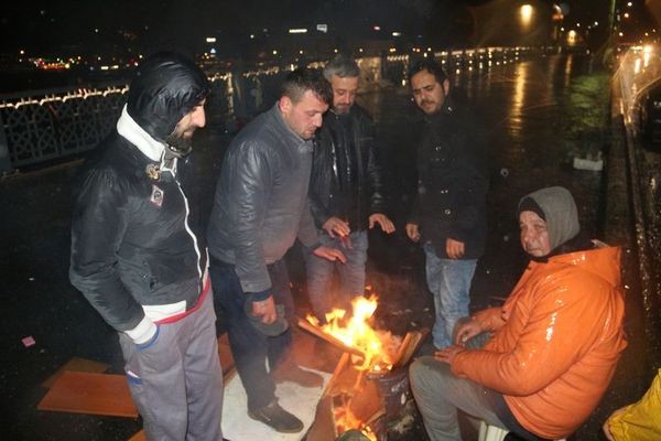 İştanbul'da şiddetli fırtına ve sağanak