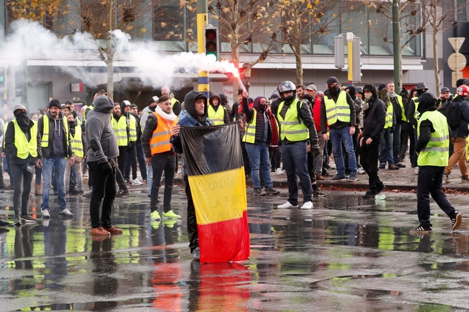 Sarı yeleklilerin protestosu Brüksel'e sıçradı