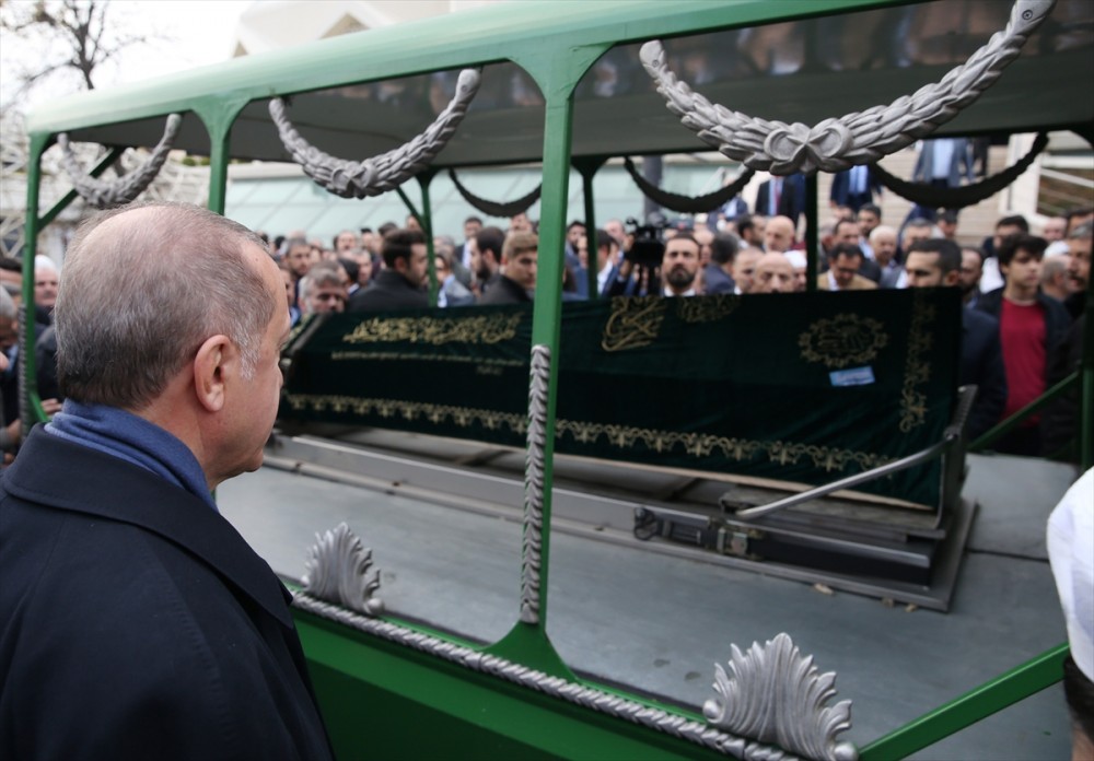 Devletin zirvesi Tivnikli'yi son yolculuğuna uğurladı