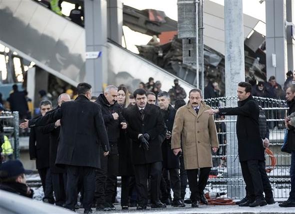 Ankara'daki YHT kazasından ilk fotoğraflar