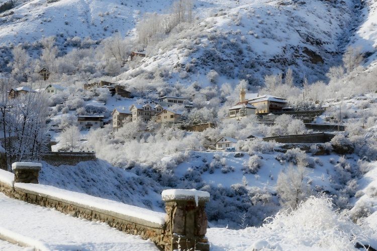 Yurtta kar! İller beyaza büründü...