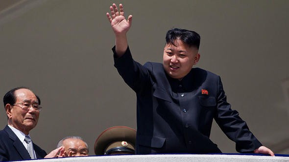 Kuzey Kore'de Kim Jong Il için anma töreni