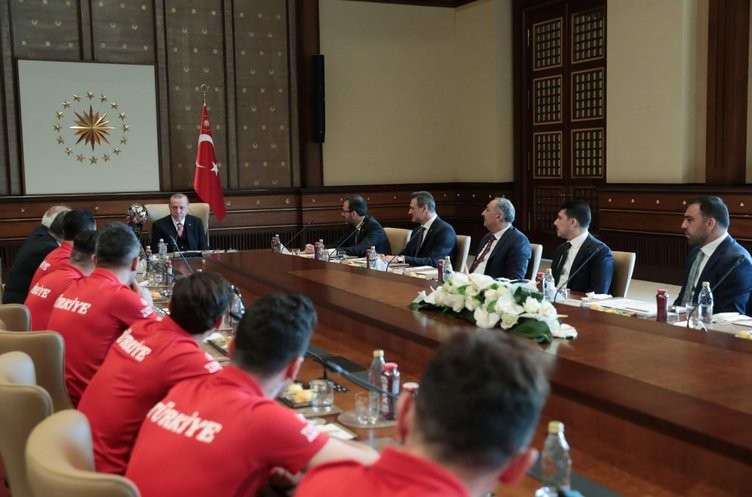 Erdoğan, Ampute Futbol Milli Takımı'nı kabul etti