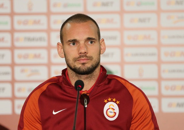 Sneijder'in menajerinden Galatasaray açıklaması