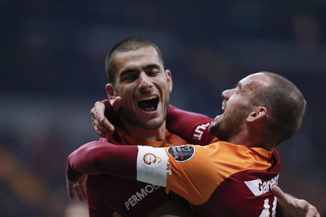 Sneijder'in menajerinden Galatasaray açıklaması