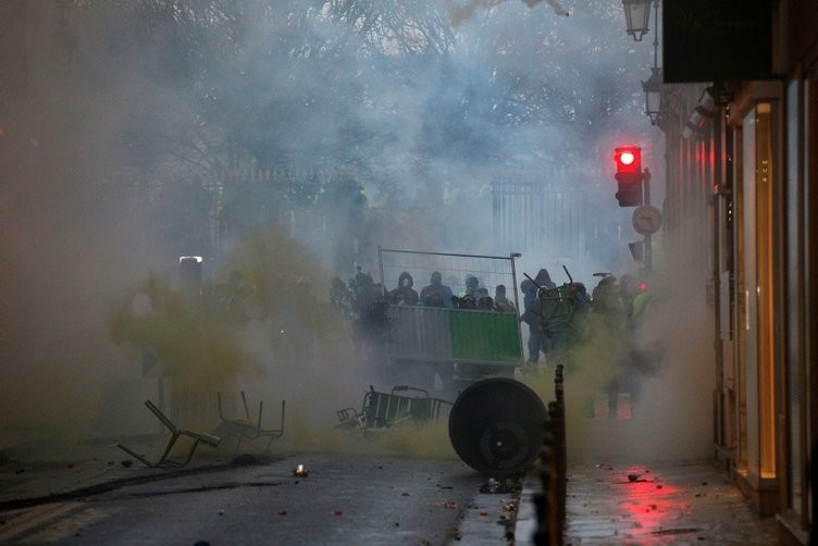 Fransa'da eylemler bitmiyor!