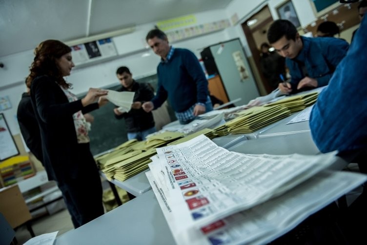 Yüksek Seçim Kurulu seçim yasaklarını açıkladı