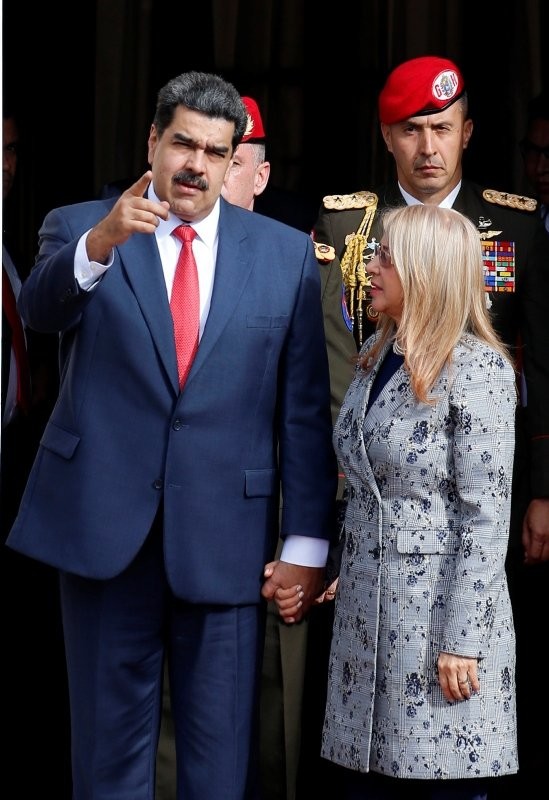 Maduro'dan dikkat çeken hareket! Türk bayrağı...