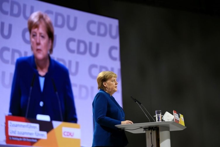 Merkel CDU genel başkanı olarak son kez konuştu