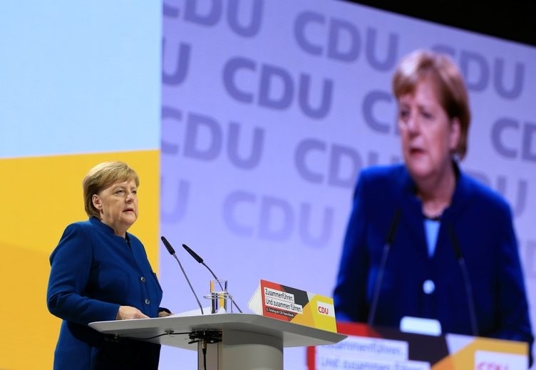 Merkel CDU genel başkanı olarak son kez konuştu