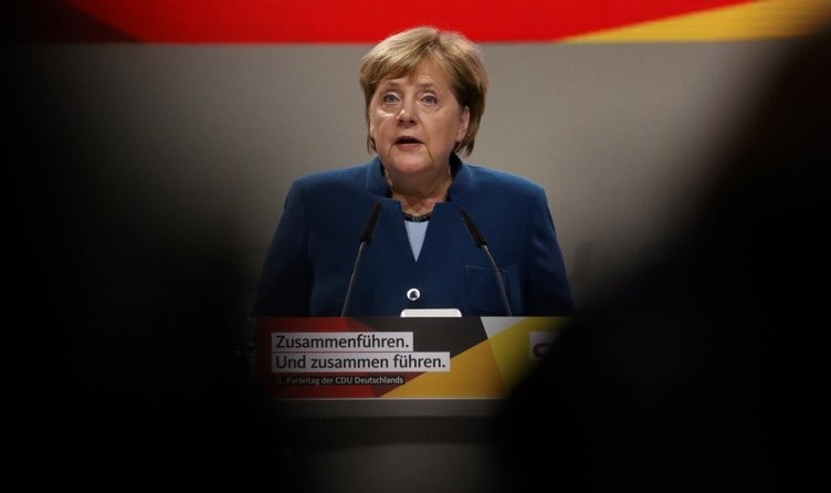 Merkel CDU genel başkanı olarak son kez konuştu