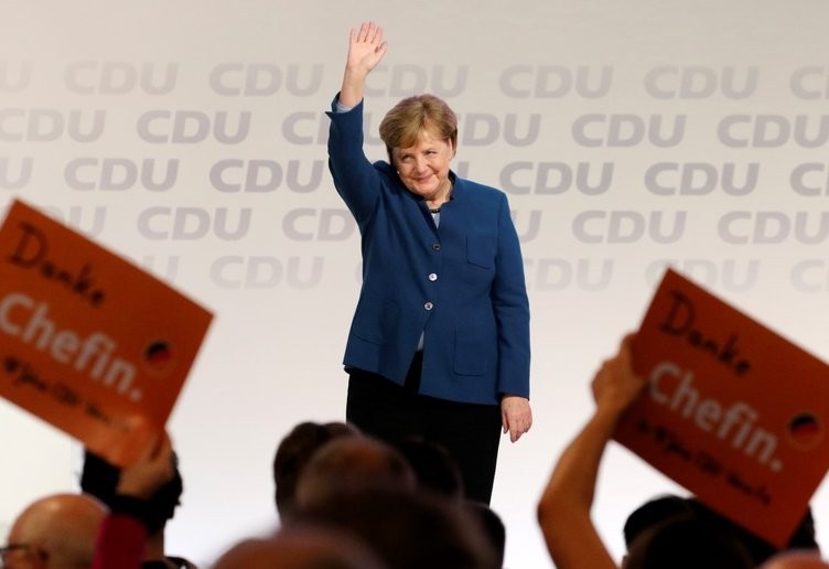 Merkel CDU genel başkanı olarak son kez konuştu