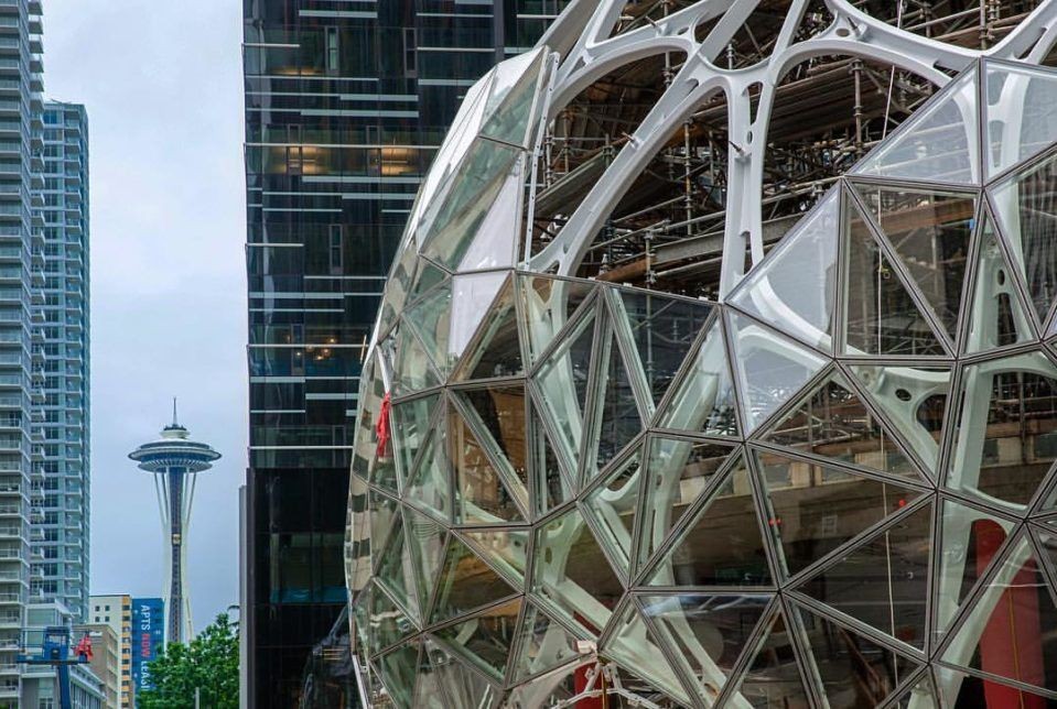 Amazon yeni ofisini yağmur ormanlarına benzetti!