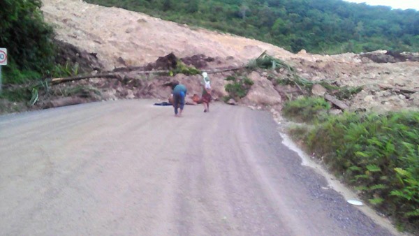 Papua Yeni Gine'deki büyük deprem