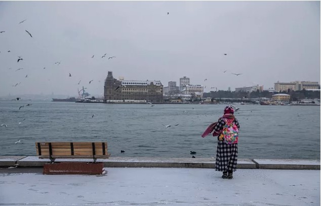 Baharın ilk gününde Mart kapıdan baktırdı