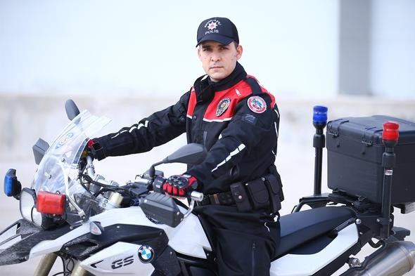 İşte polisin yeni kıyafetleri