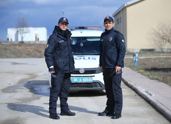 İşte polisin yeni kıyafetleri