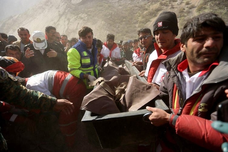 İran'da düşen özel Türk uçağı'ndan ilk görüntüler