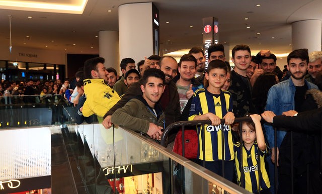 İstanbul'da Alex de Souza izdihamı!