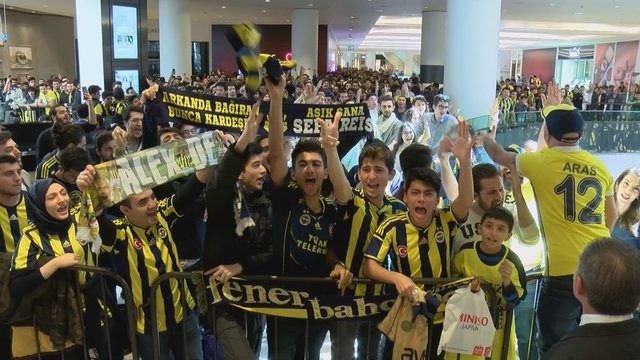 İstanbul'da Alex de Souza izdihamı!