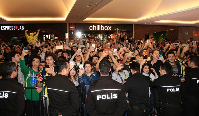 İstanbul'da Alex de Souza izdihamı!