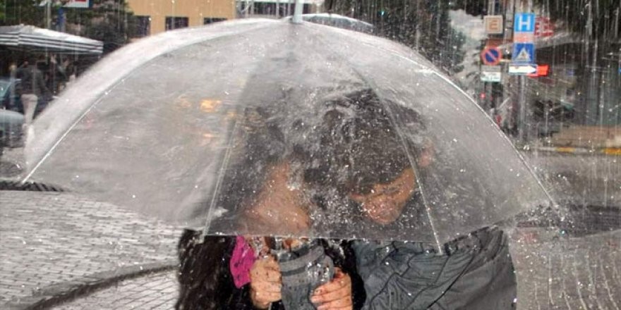 Meteoroloji'den İstanbullulara yağış uyarısı