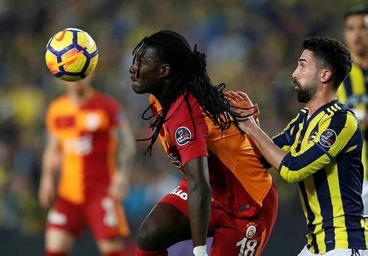 Fenerbahçe-Galatasaray maçından kareler