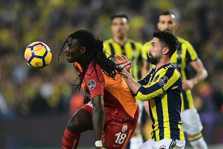 Fenerbahçe-Galatasaray maçından kareler