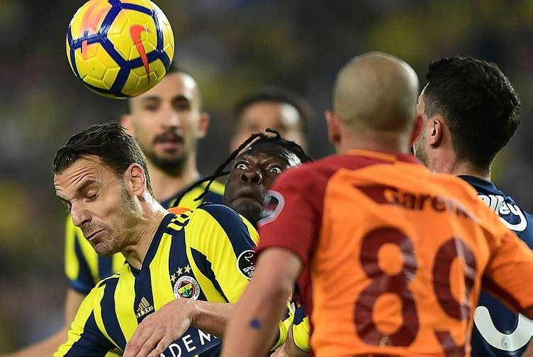 Fenerbahçe-Galatasaray maçından kareler