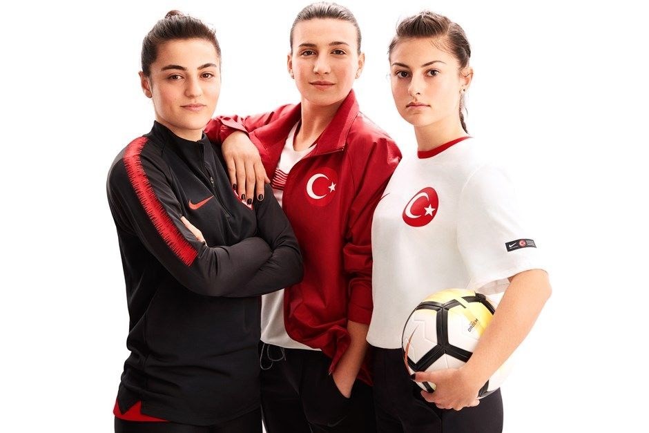 A Milli Futbol Takımı'na yeni forma