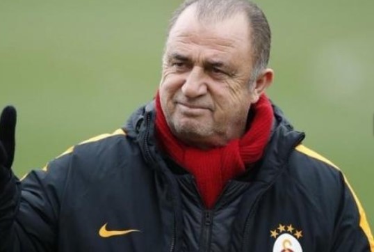 Ahmet Çakar'dan Terim'e serenat