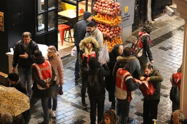 İstiklal'de büyük yürüyüş