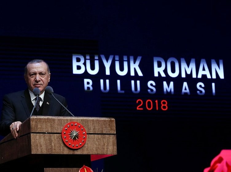 Erdoğan Romanlarla buluştu