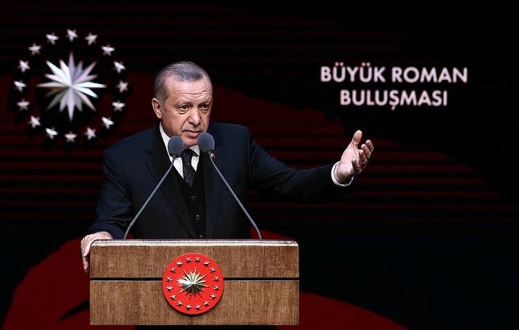 Erdoğan Romanlarla buluştu