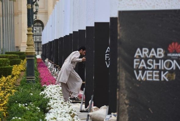 Riyad'da ilk kez Arap Moda Haftası düzenleniyor