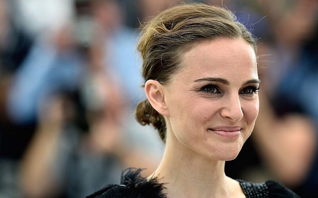 Natalie Portman İsrail'in ödülünü reddettİ