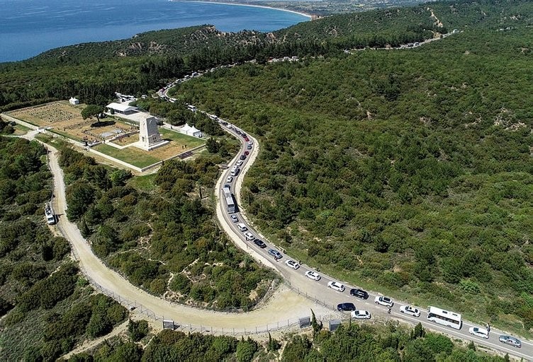 Tarihi Yarımada ziyaretçi akınına uğradı