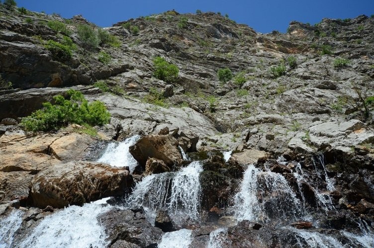 Antor Mağarası kendine hayran bırakıyor