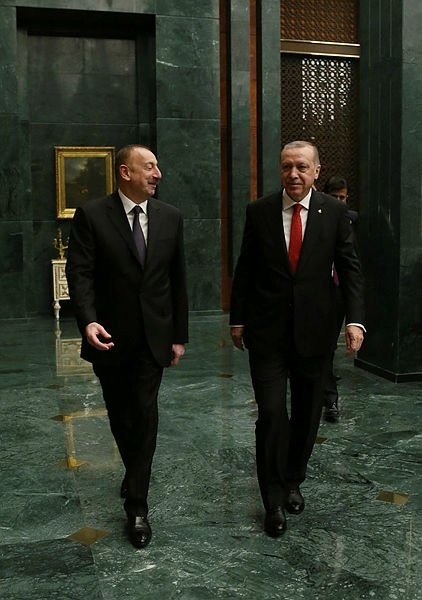 Erdoğan Aliyev'i Külliye'de ağırladı