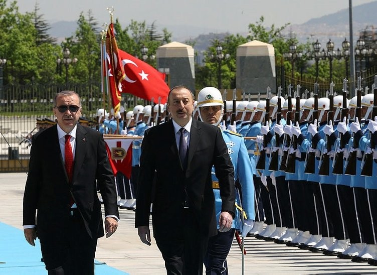 Erdoğan Aliyev'i Külliye'de ağırladı