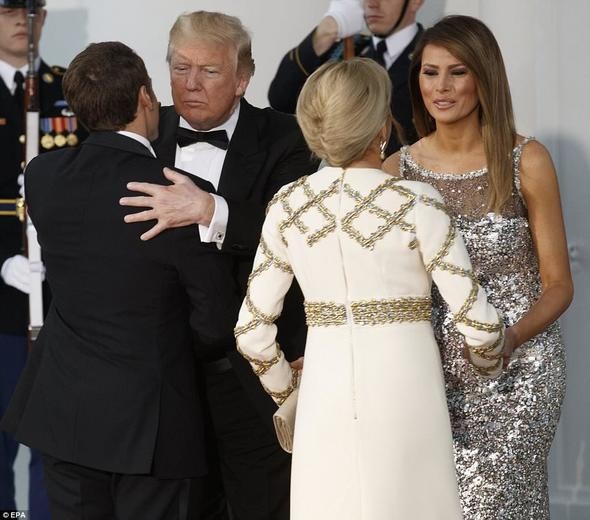 Trump ile Melania Trump arasında soğuk rüzgarlar esiyor...