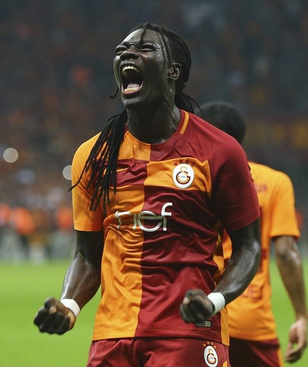 Gomis'e çılgın teklif! Yıllık 50 milyon euro