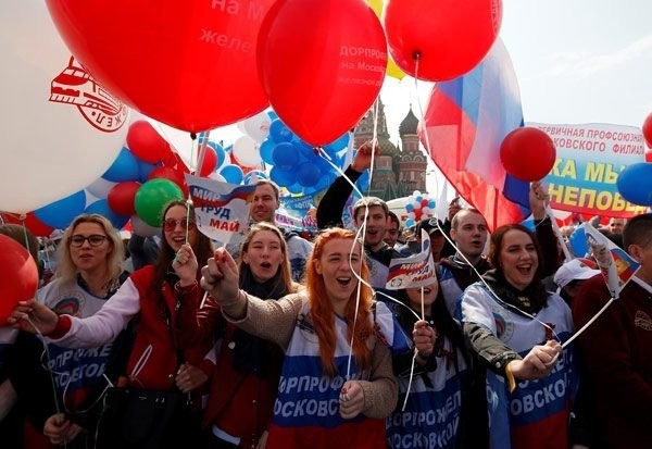 Tüm Dünya'da 1 Mayıs