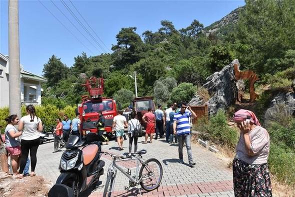 3 yeri aynı anda yaktılar