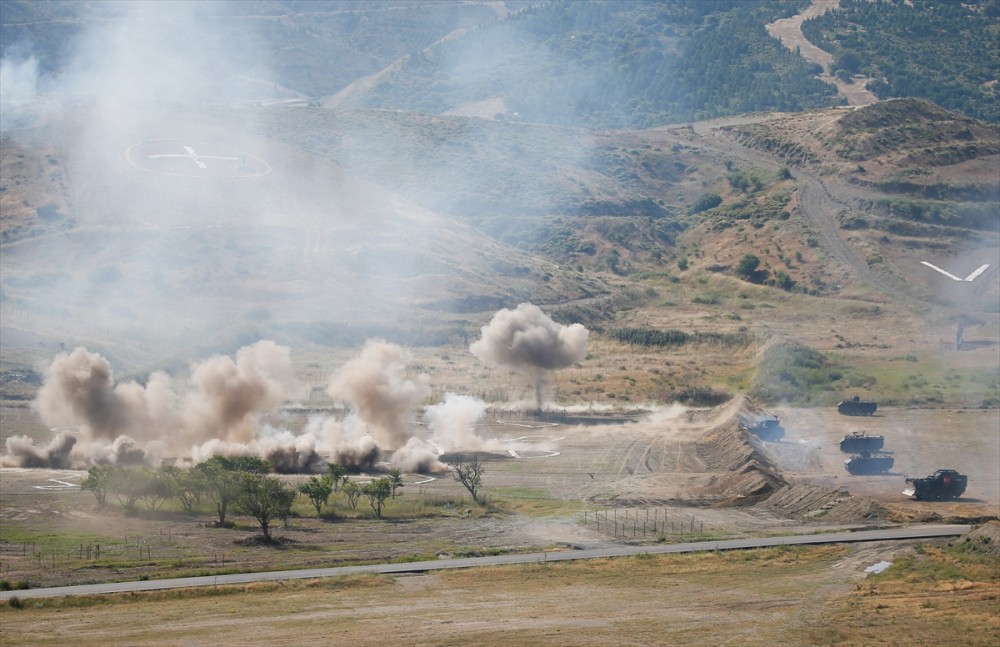 ATAK ve Kobra hünerlerini  sergiledi